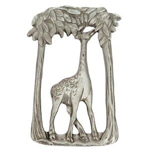 Seagull 1987 Pewter Canada Giraffe Brooch Pin, Signed